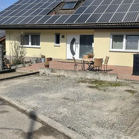 Zuettlingen Apartman *